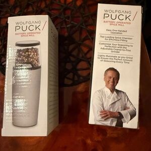 Spice mills battery operated